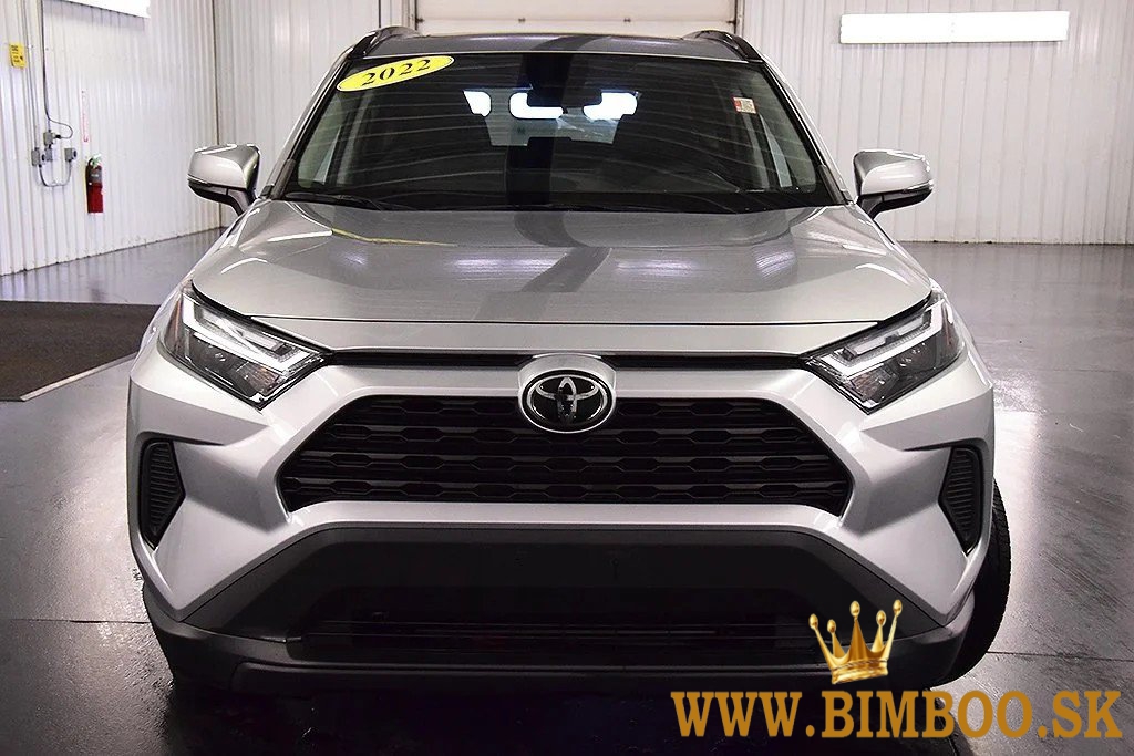 BUY CLEAN USED 2022 Toyota RAV4 XLE Full Option