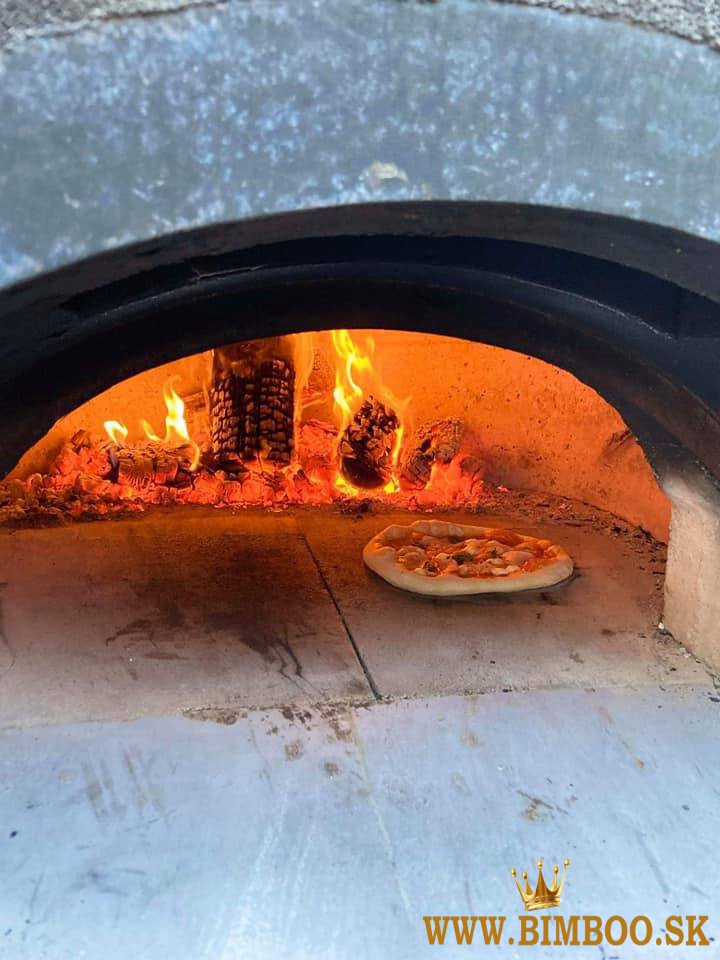 Mobilná pec na pizzu na drevo