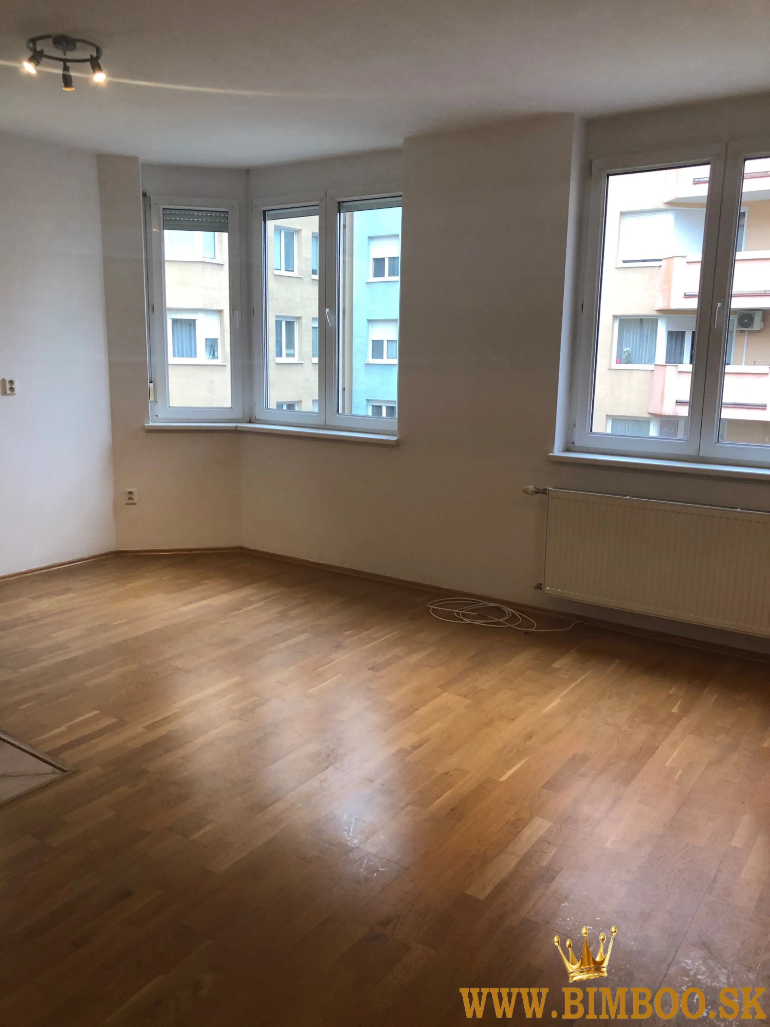 Realitný kancelária REALADR s.r.o.