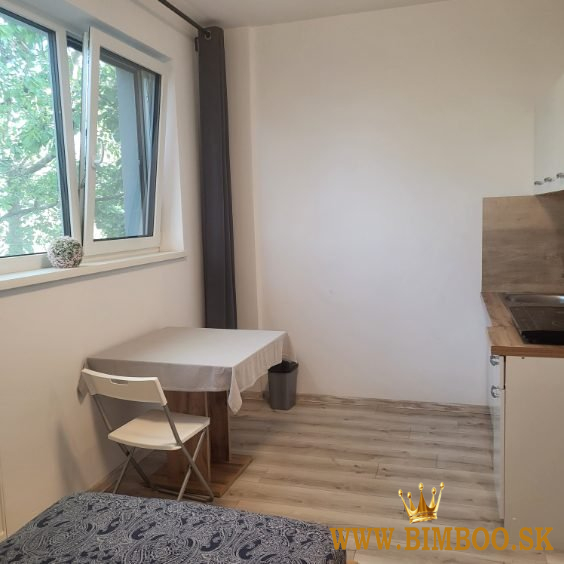 ???? Prenájom moderného 1-izbového bytu – Bratislava, 