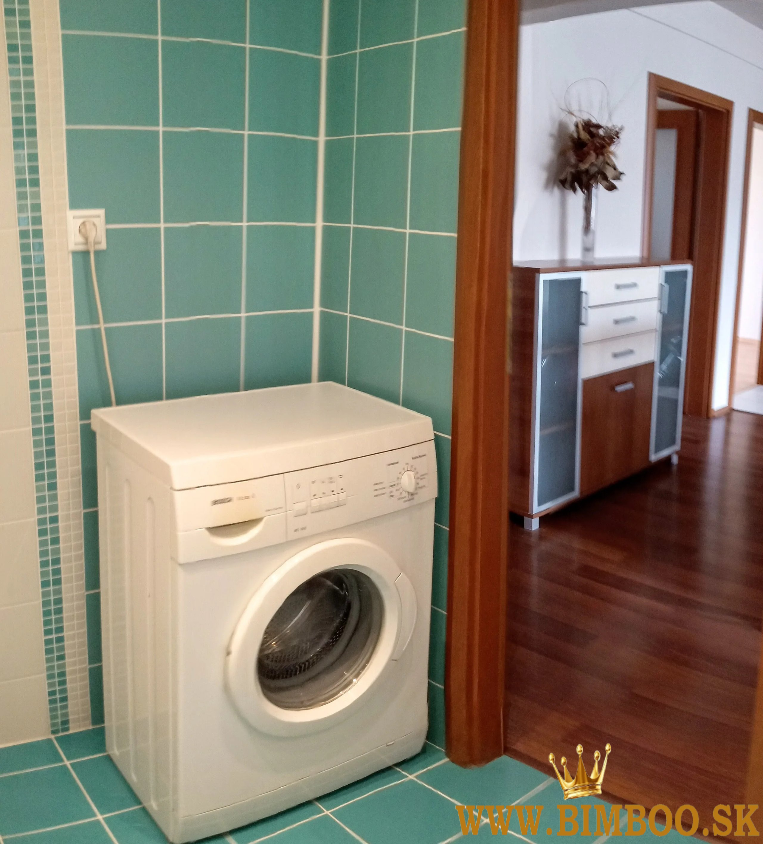 Prenájom 4-izbového bytu – Jiráskova ulica, Bratislava 