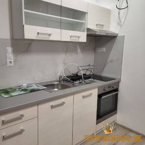 Ponúkame na prenájom príjemnú garsónku v mestskej časti Bratislava –