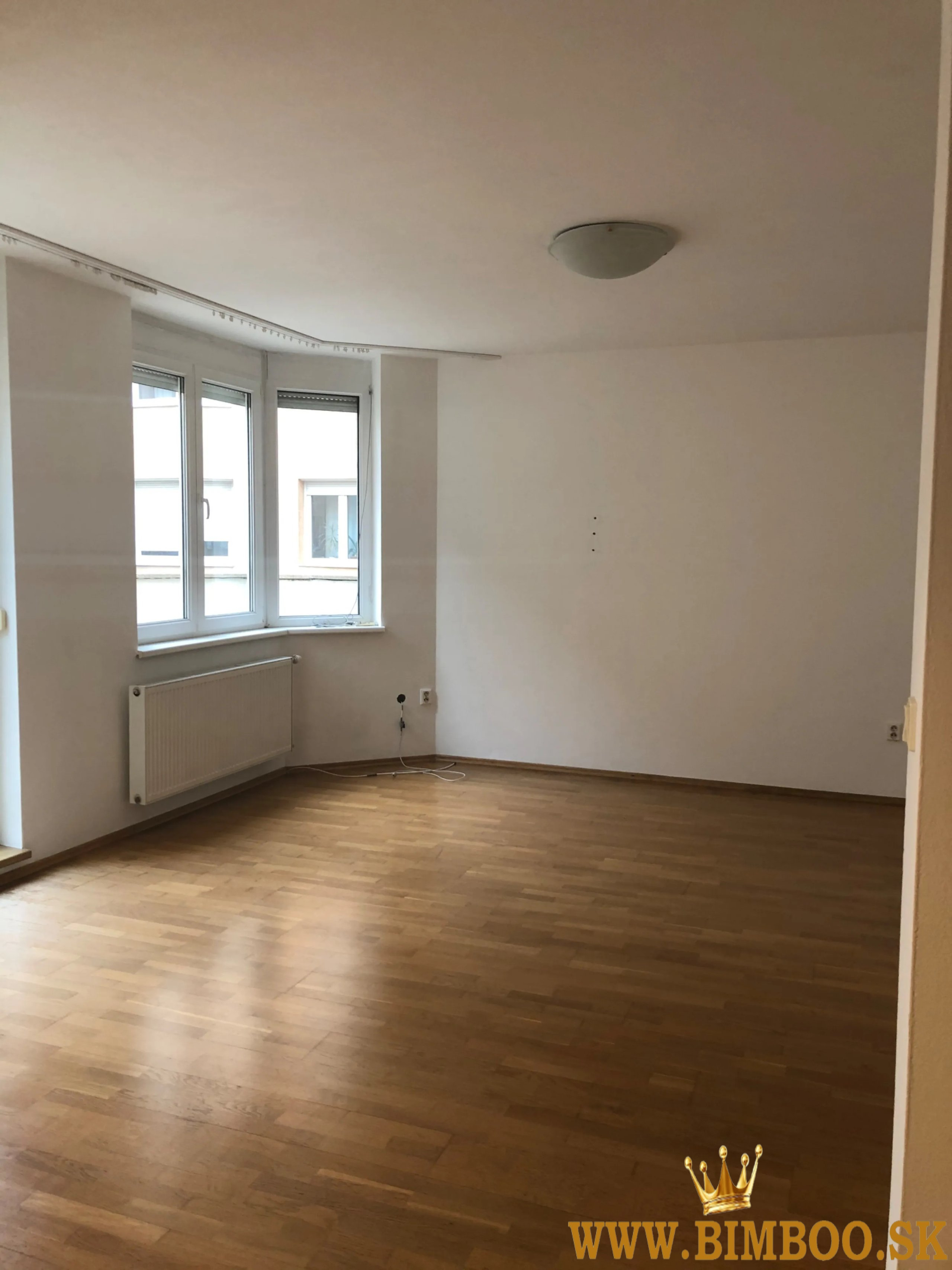 Realitný kancelária REALADR s.r.o.