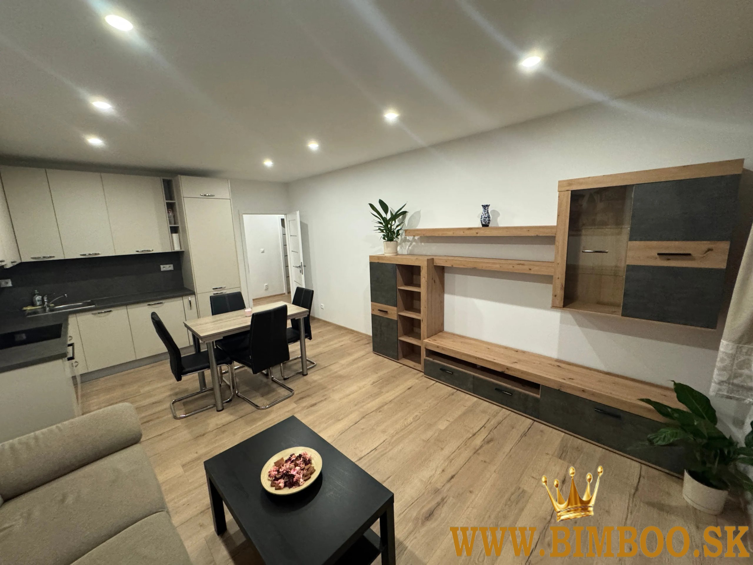 Prenájom 3-izbového bytu – Radarová, Bratislava 