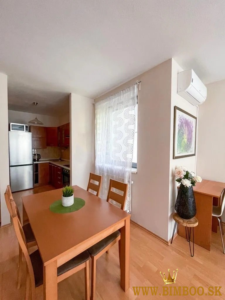  Moderný 2-izbový byt s lodžiou pri Kuchajde –