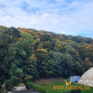 Na predaj 3-izbový byt s balkónom, pivnicou a samostatnou garážou 