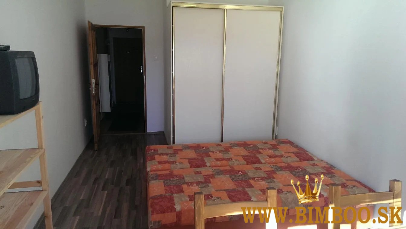  Prenájom: Zrekonštruovaný 1-izbový byt – Rača, Krasňany, Horná ulica