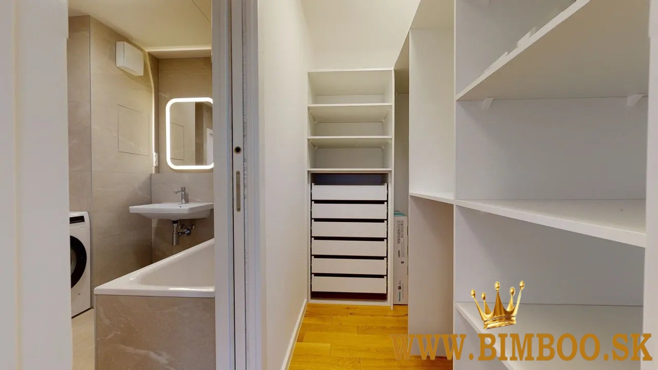 Prenájom 4-izbového bytu – Martinengova ul.,