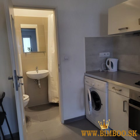 Realitný kancelária REALADR s.r.o.