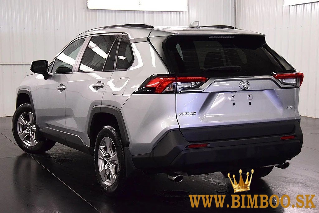 BUY CLEAN USED 2022 Toyota RAV4 XLE Full Option