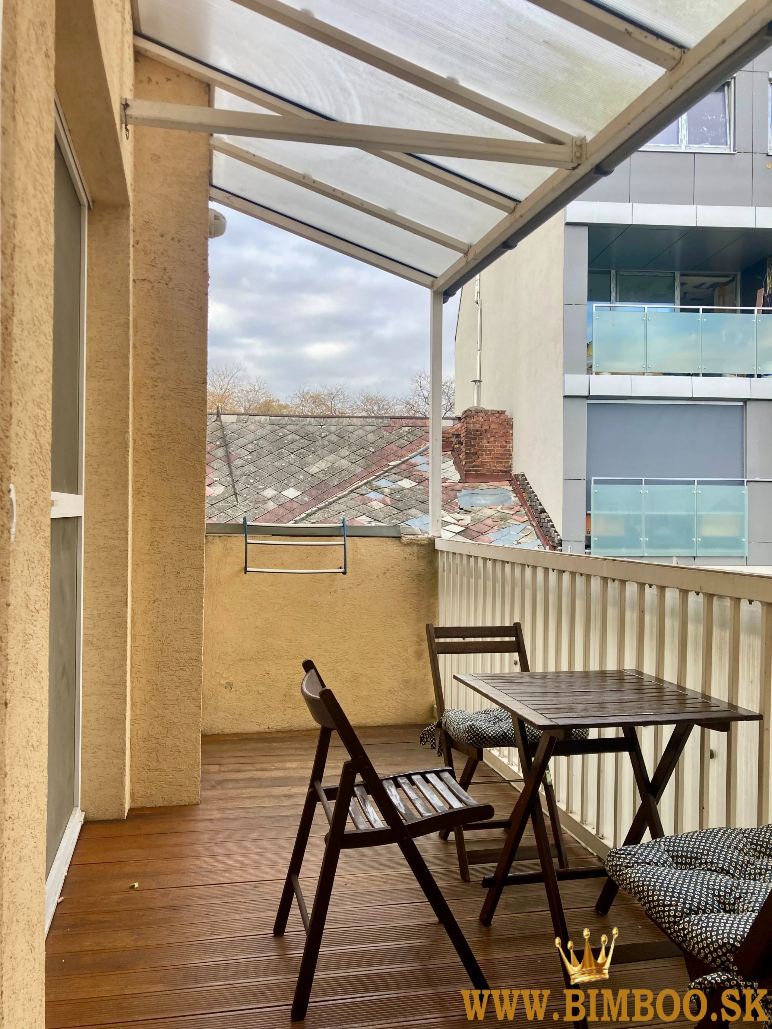 Prenájom 4-izbového bytu v centre – Šoltésovej ulica (