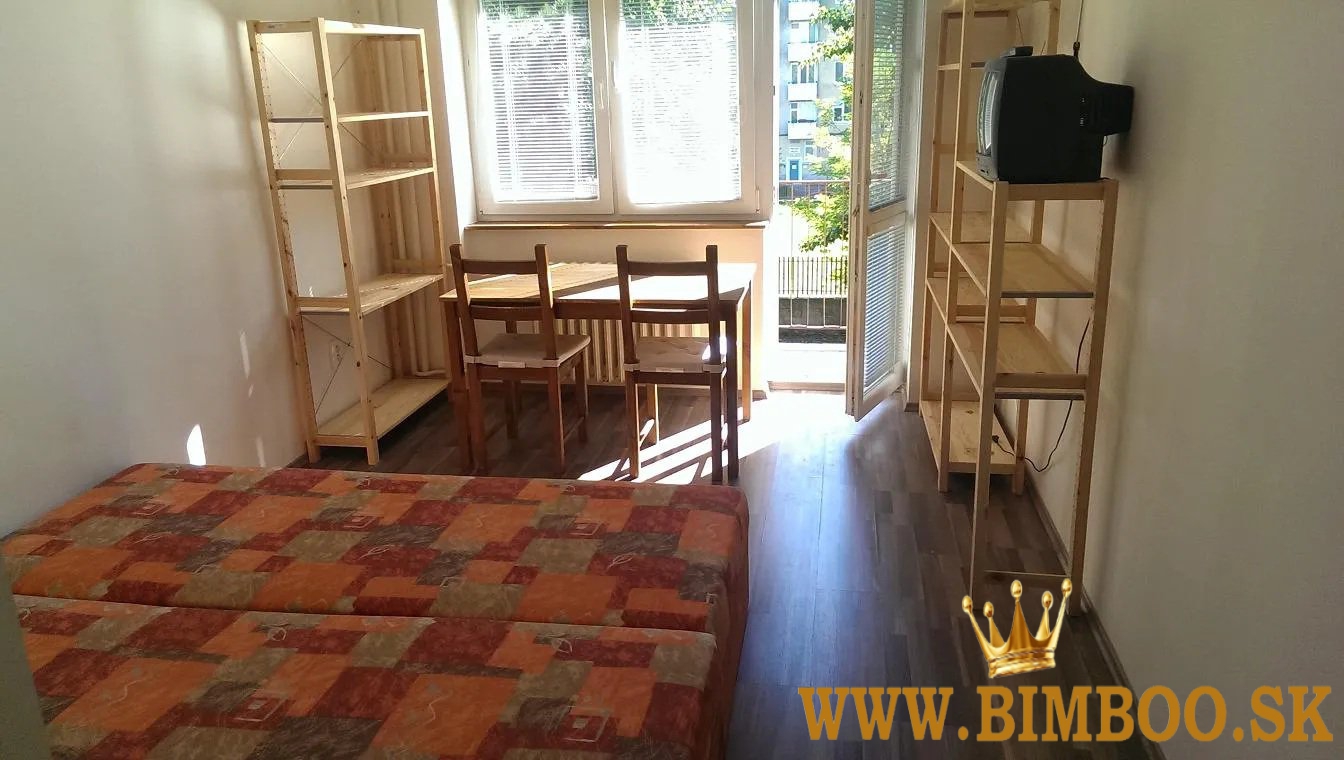  Prenájom: Zrekonštruovaný 1-izbový byt – Rača, Krasňany, Horná ulica