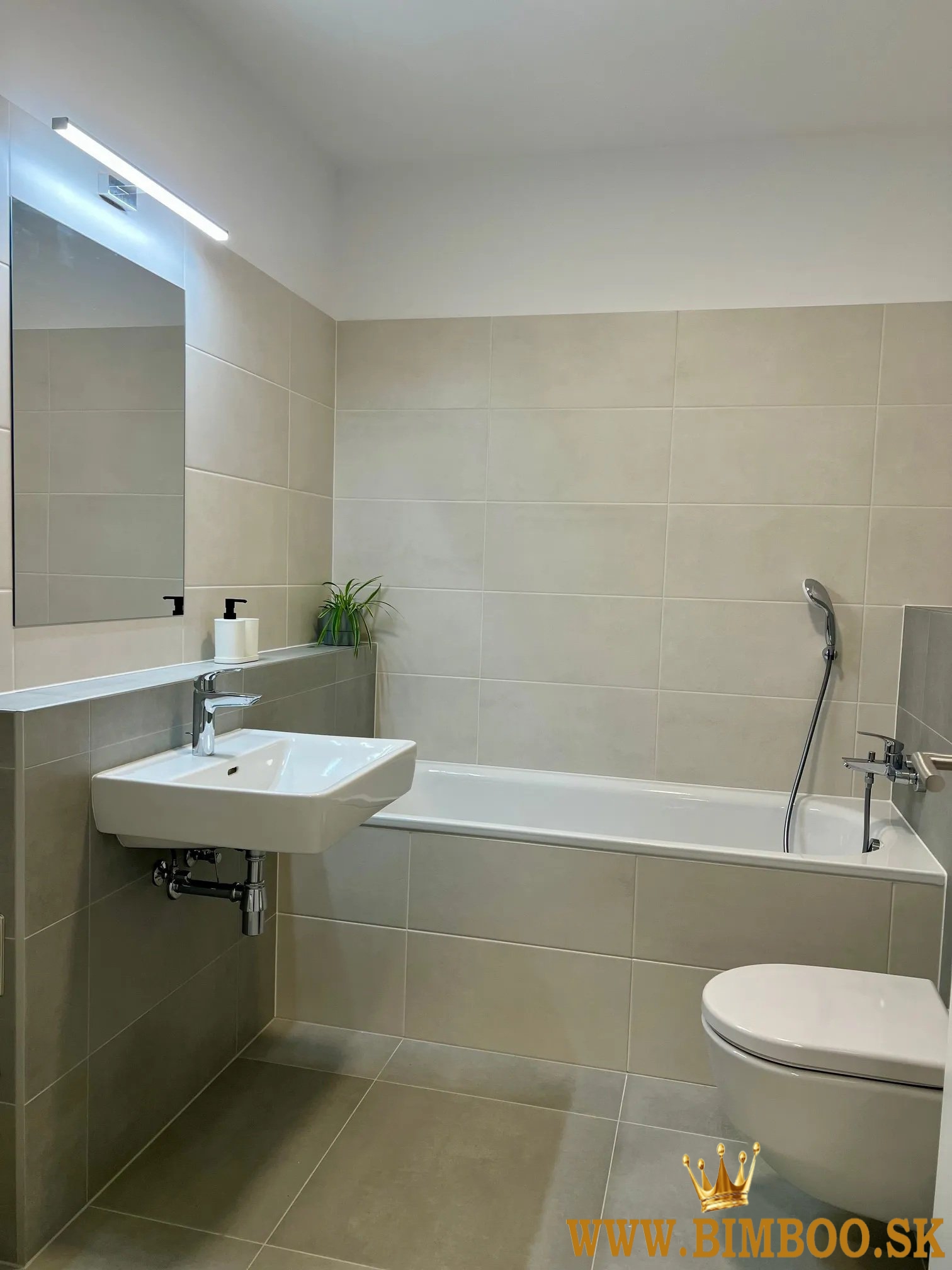 Prenájom: 2-izbový byt – NUPPU, Ružinov, Hraničná ulica  