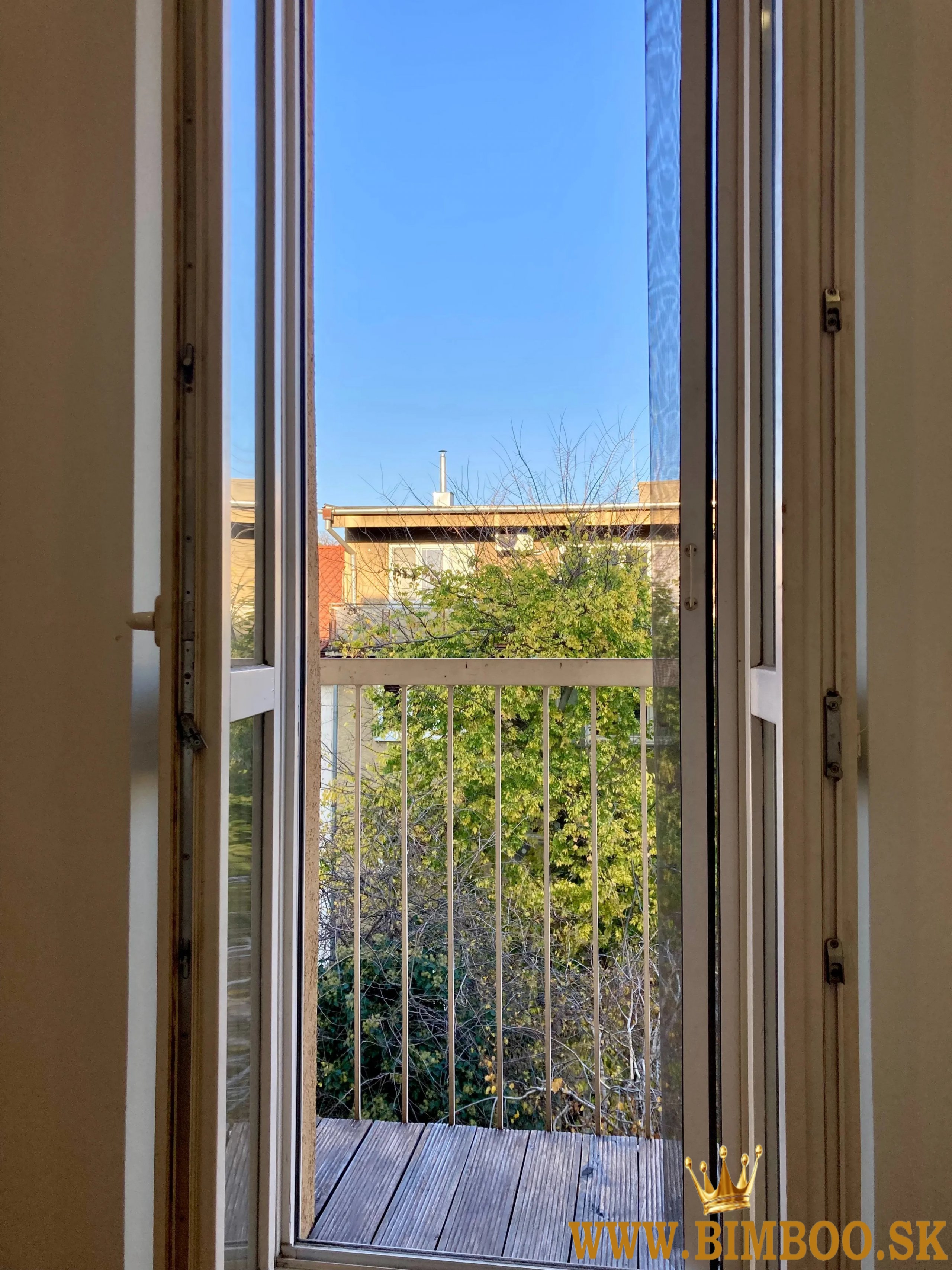 Prenájom 4-izbového bytu v centre – Šoltésovej ulica (