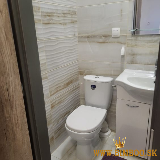  Prenájom moderného 1-izbového bytu – Bratislava, Vrakuňa (Hradská