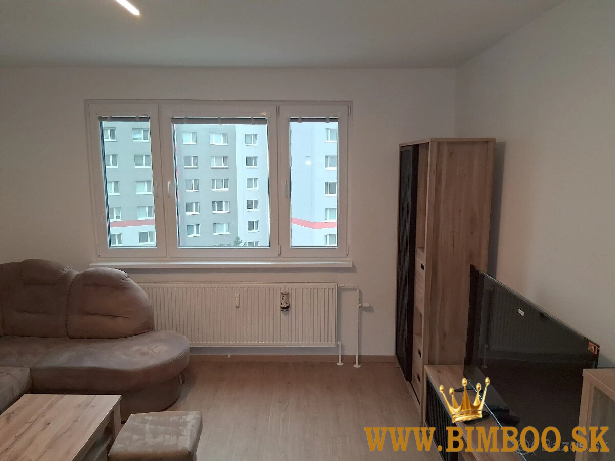  Prenájom 3-izbového bytu – Robotnícka ulica 