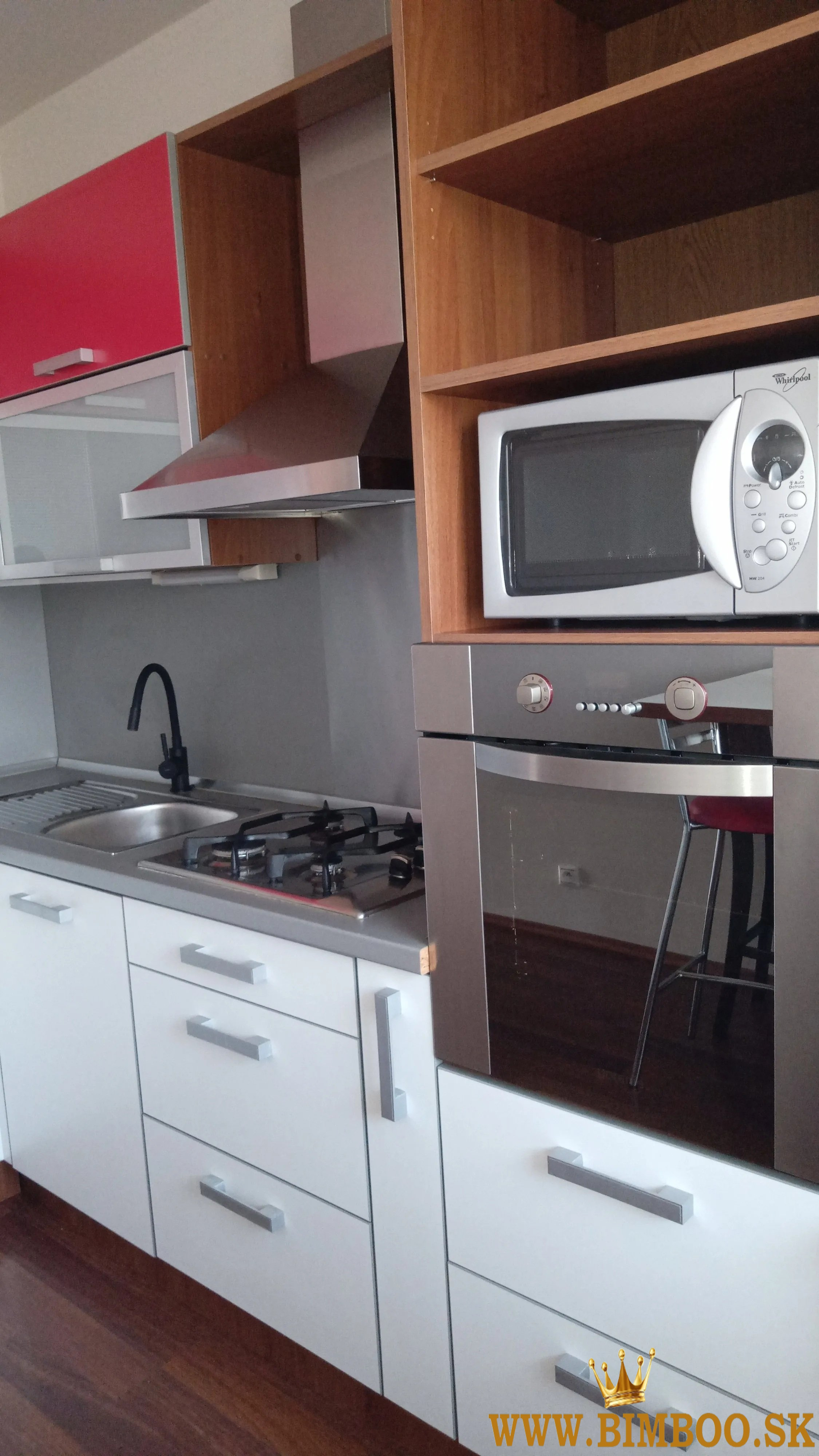 Prenájom 4-izbového bytu – Jiráskova ulica, Bratislava 