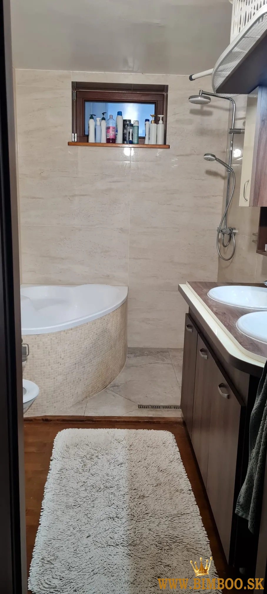  Prenájom: 3-izbový byt – Belinského, Petržalka 