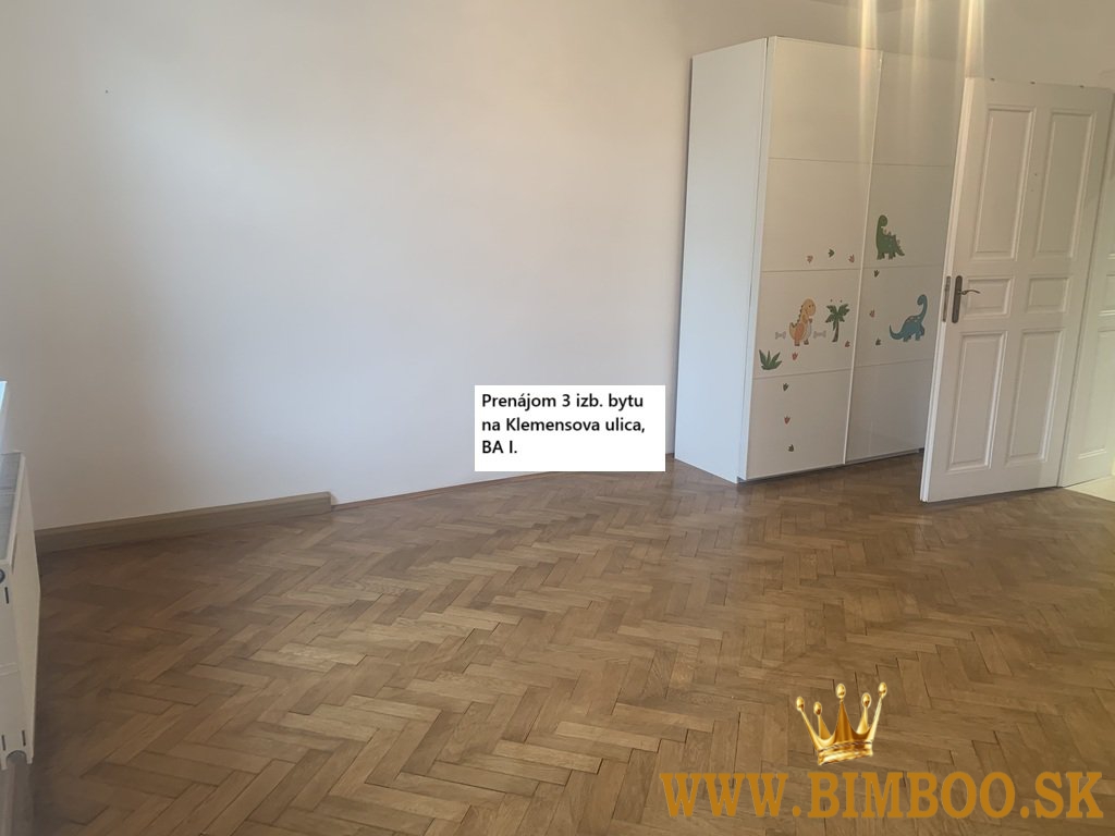 Prenájom 3 izbového bytu na Klemensovej ulici,