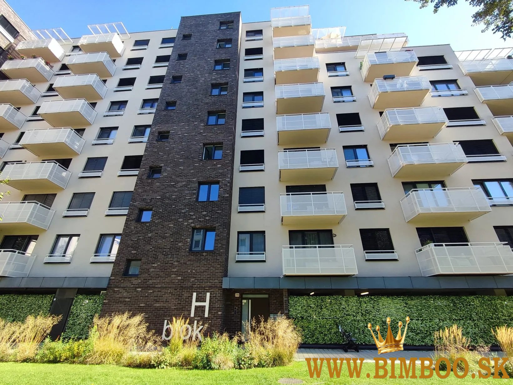 Svetlý 2-izbový byt s výhľadom | Novostavba | Balkón | Klimatizácia |