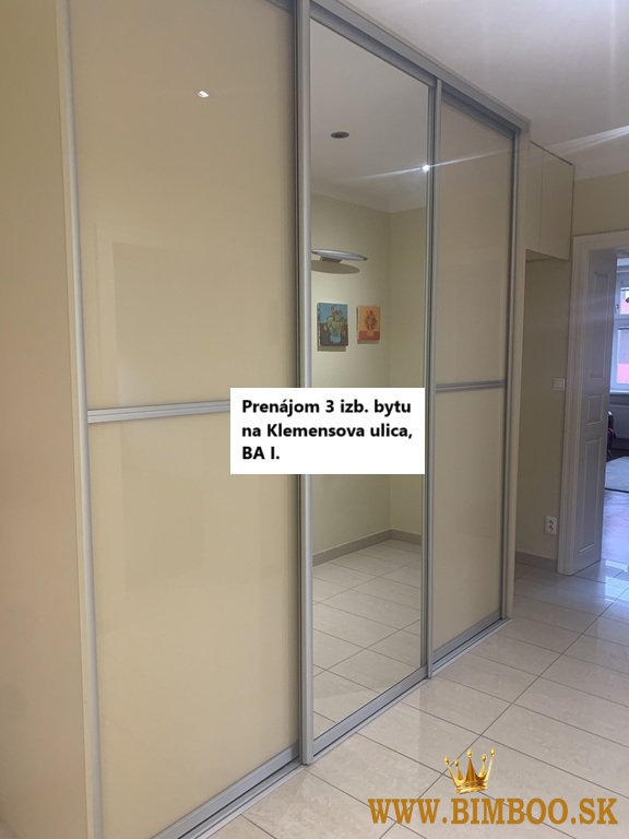 Prenájom 3 izbového bytu na Klemensovej ulici,