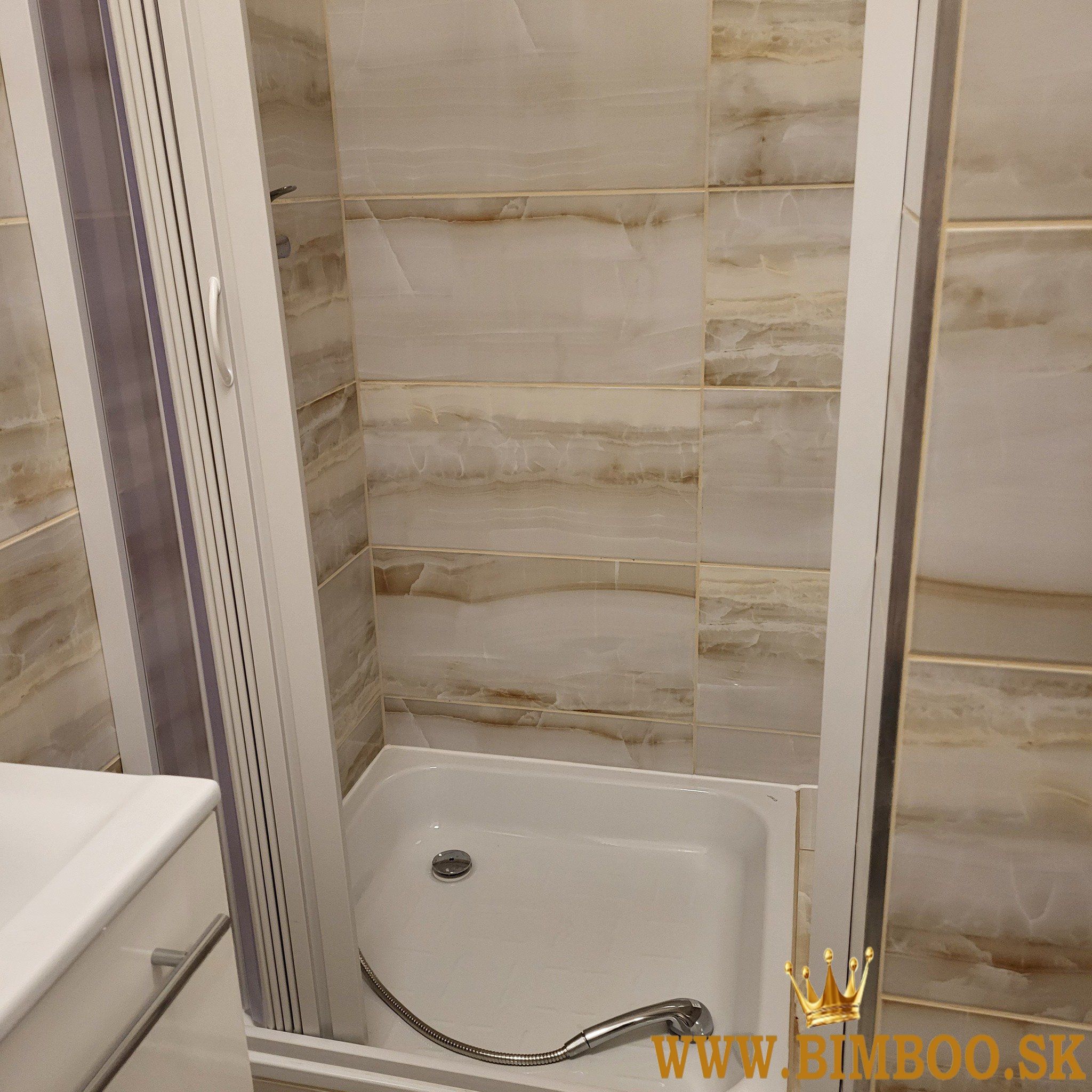 ???? Prenájom kompletne zariadenej garzónky – Majerská ulica