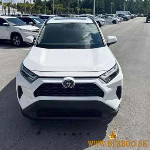 Toyota RAV4 2022 xle Full Options